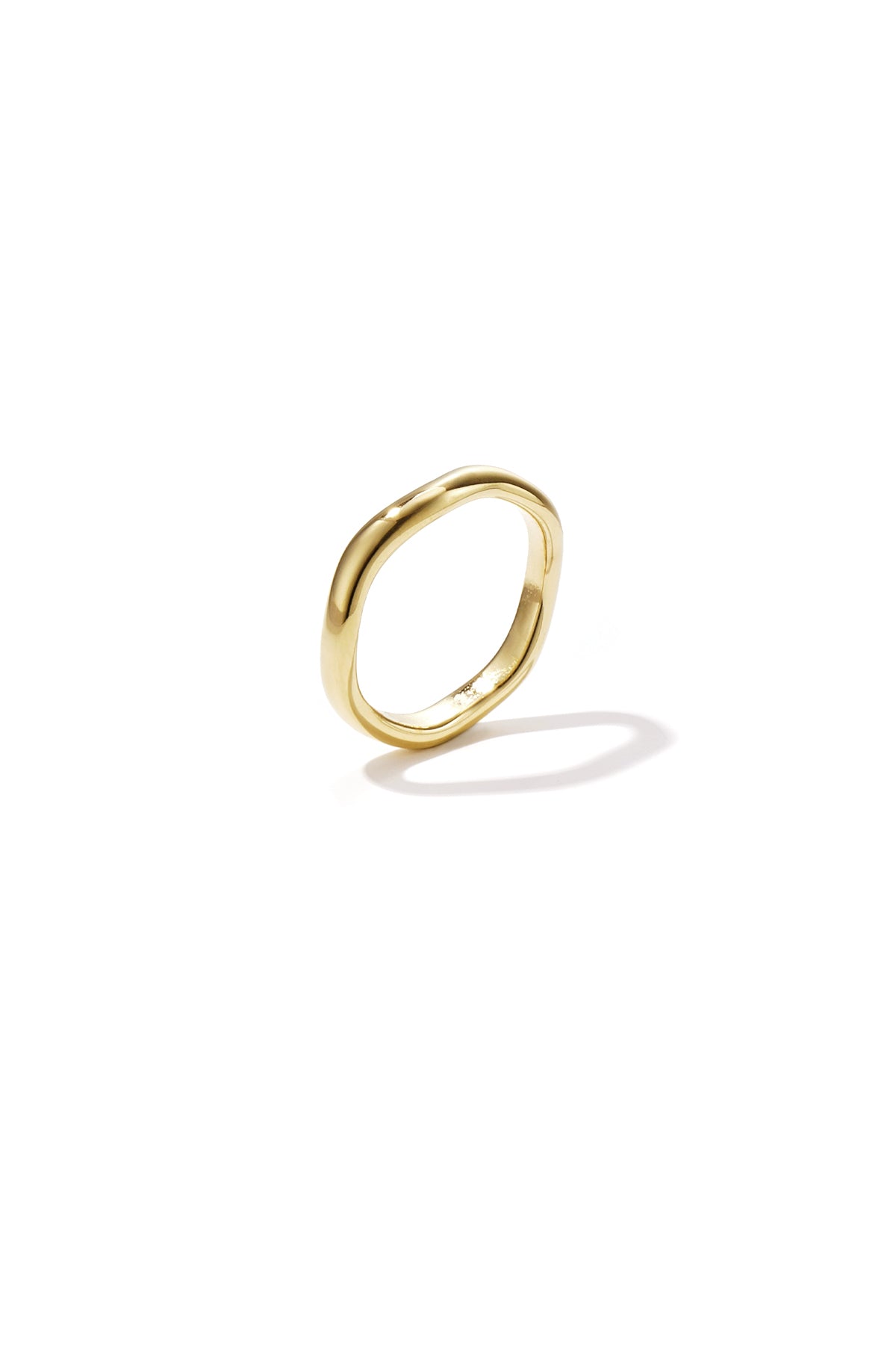 Minimalistischer Wellenring